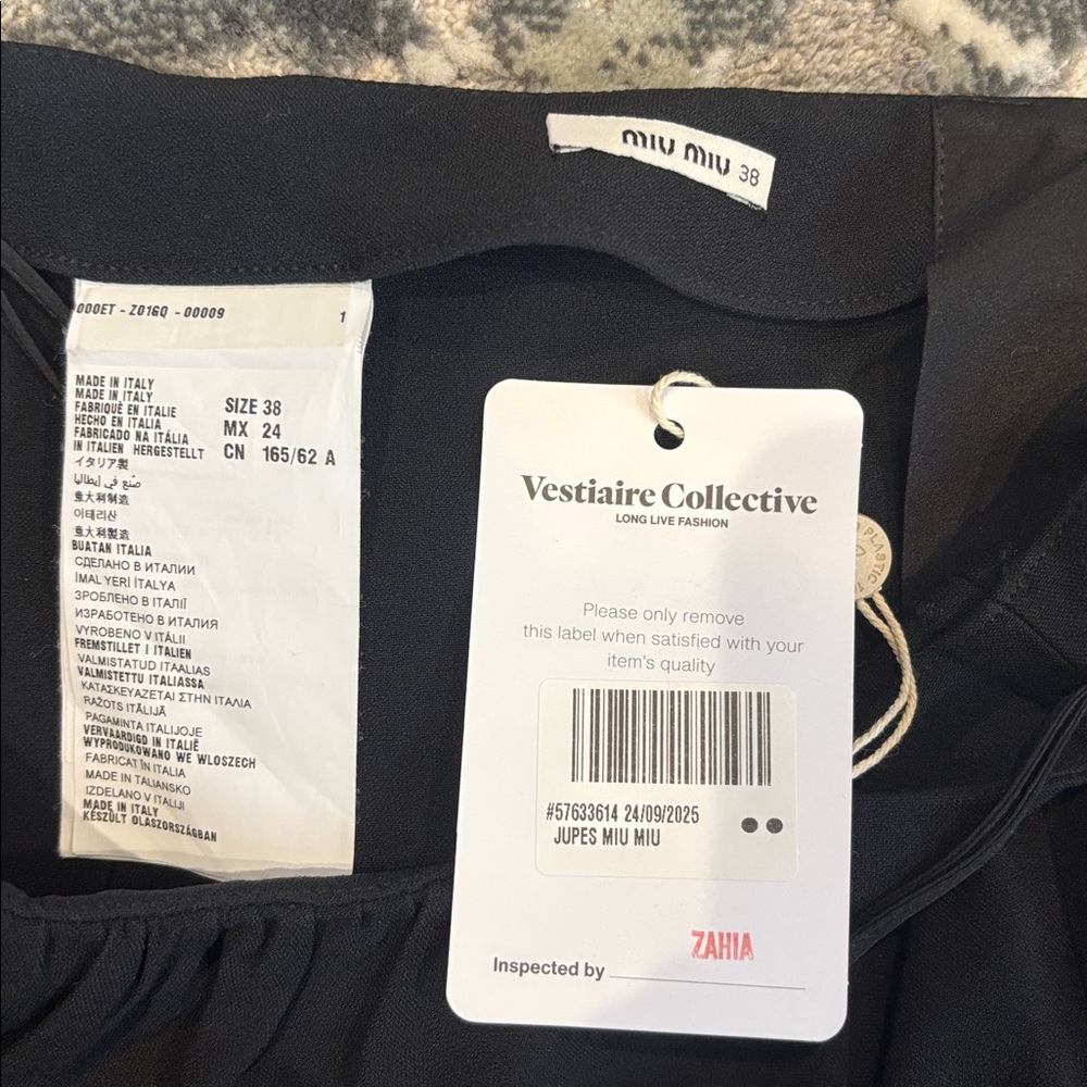NWT Miu Miu
Silk mid-length skirt - Picture 4 of 4